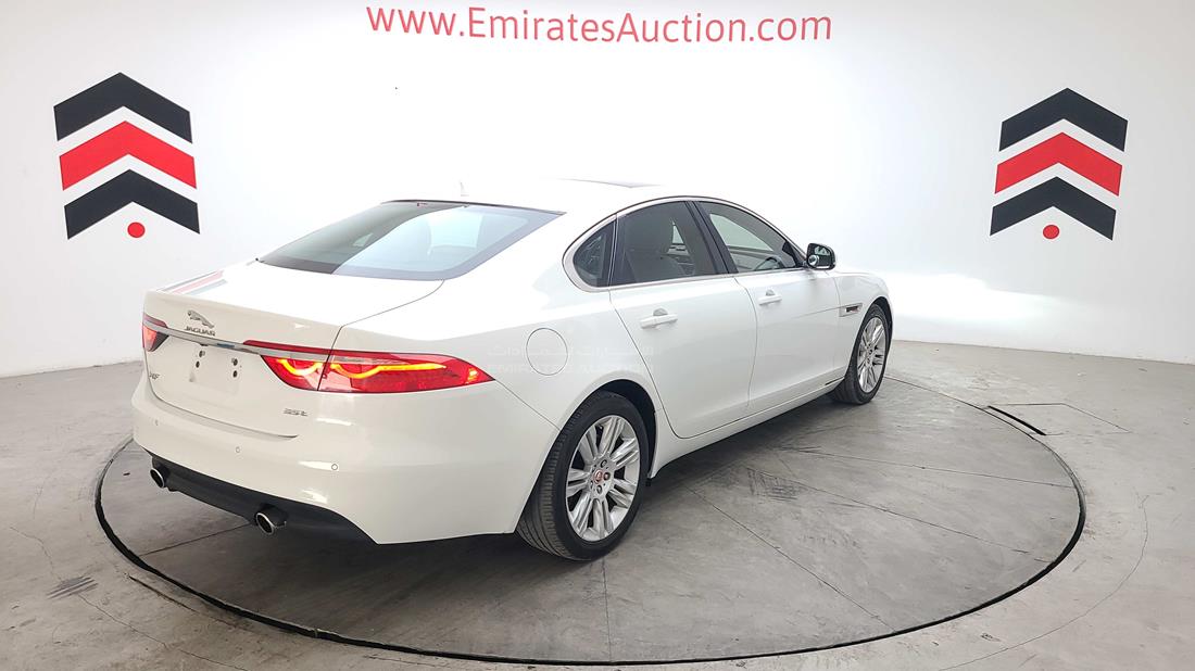 Photo 13 VIN: SAJBD4BV4GCY14644 - JAGUAR XF 