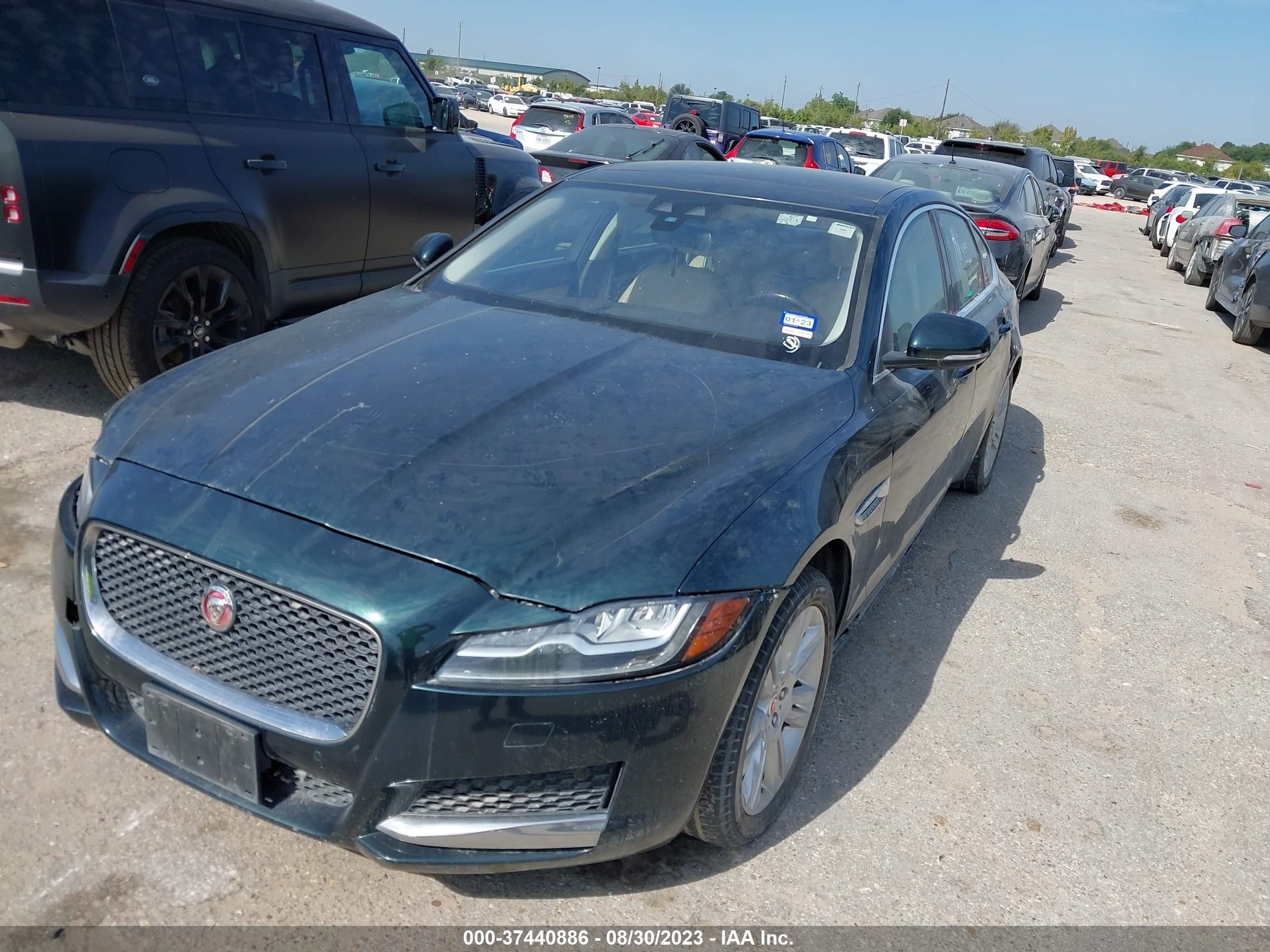 Photo 1 VIN: SAJBD4BV4HCY27136 - JAGUAR XF 