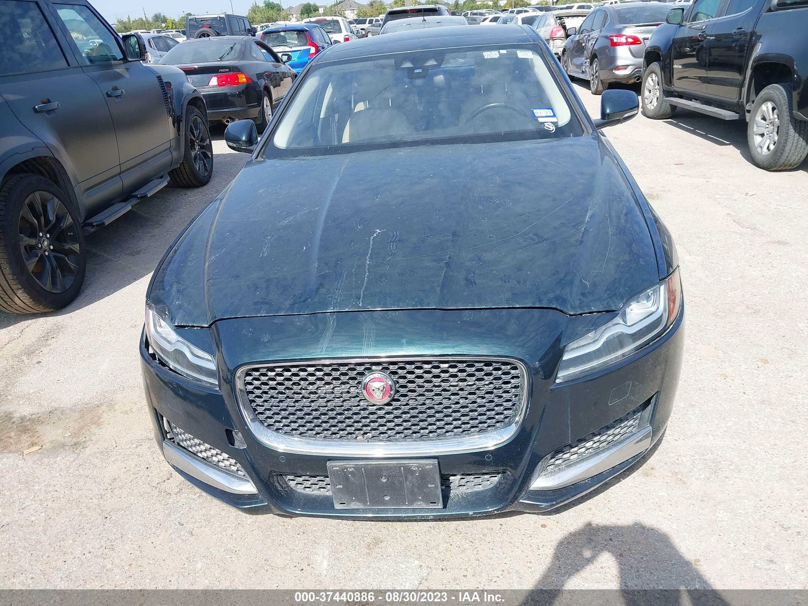 Photo 12 VIN: SAJBD4BV4HCY27136 - JAGUAR XF 