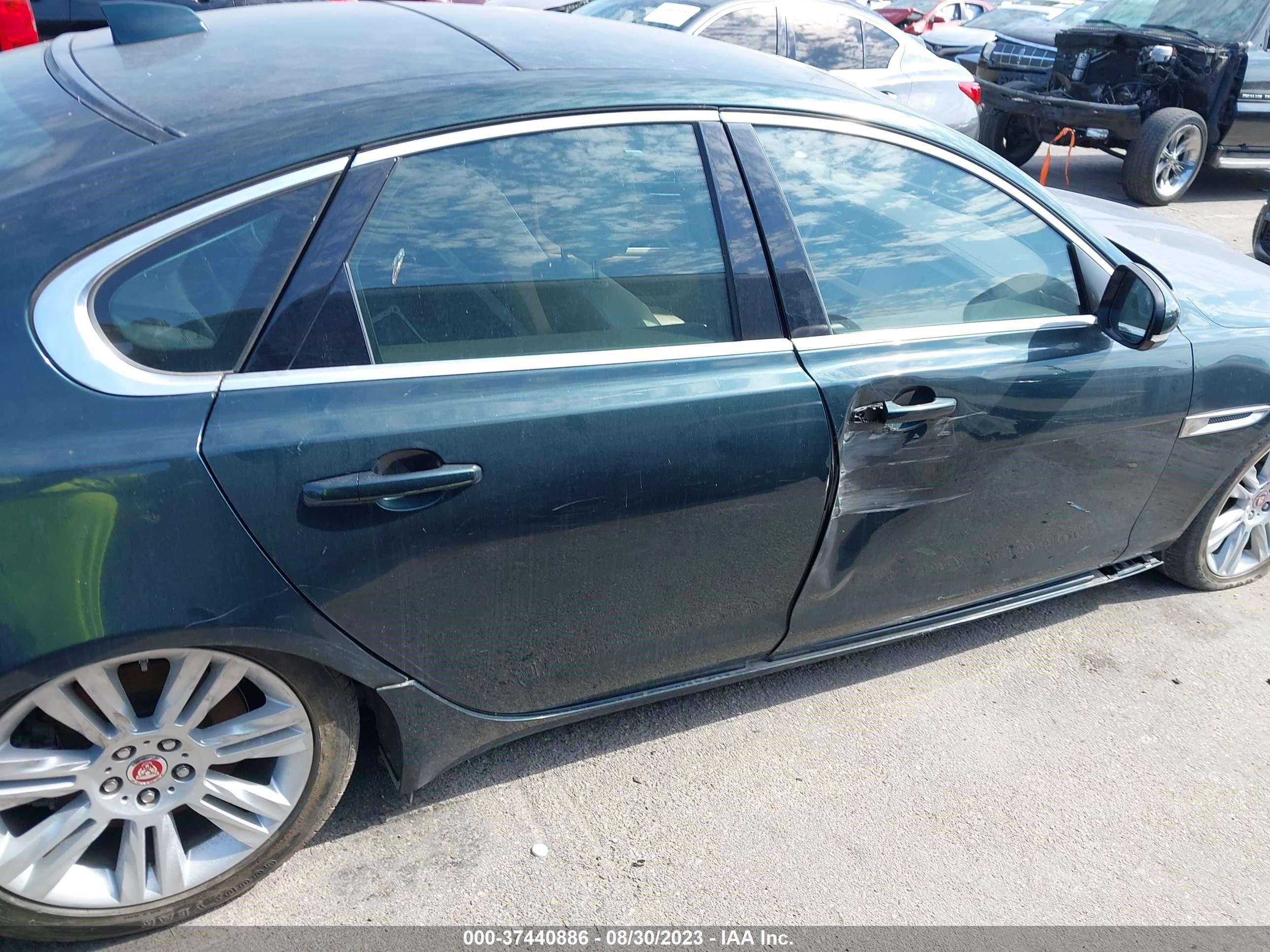 Photo 5 VIN: SAJBD4BV4HCY27136 - JAGUAR XF 