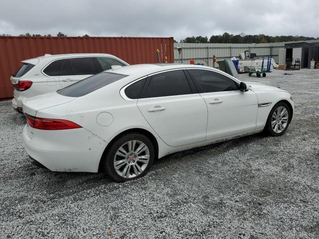 Photo 2 VIN: SAJBD4BV5GCY06116 - JAGUAR XF PREMIUM 