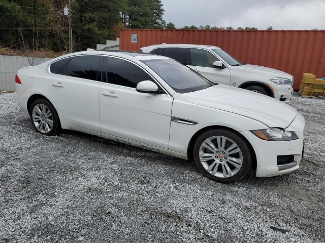 Photo 3 VIN: SAJBD4BV5GCY06116 - JAGUAR XF PREMIUM 