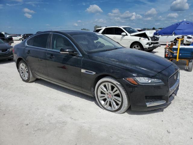 Photo 3 VIN: SAJBD4BV5HCY38601 - JAGUAR XF PREMIUM 