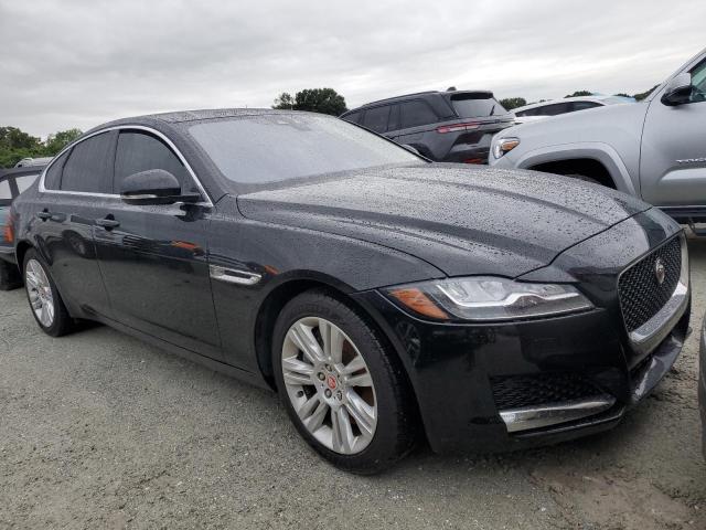 Photo 3 VIN: SAJBD4BV7HCY30113 - JAGUAR XF PREMIUM 