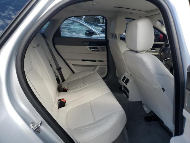 Photo 9 VIN: SAJBD4BV7HCY39149 - JAGUAR XF PREMIUM 