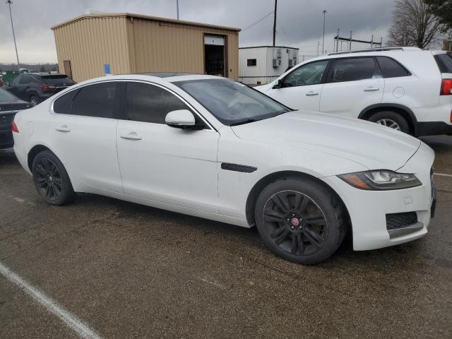 Photo 3 VIN: SAJBD4BV8GCY13951 - JAGUAR XF PREMIUM 