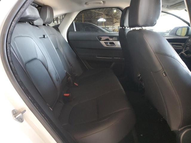 Photo 9 VIN: SAJBD4BV8HCY38074 - JAGUAR XF PREMIUM 