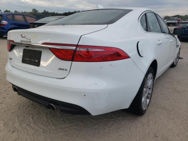 Photo 3 VIN: SAJBD4BV9HCY42957 - JAGUAR XF PREMIUM 