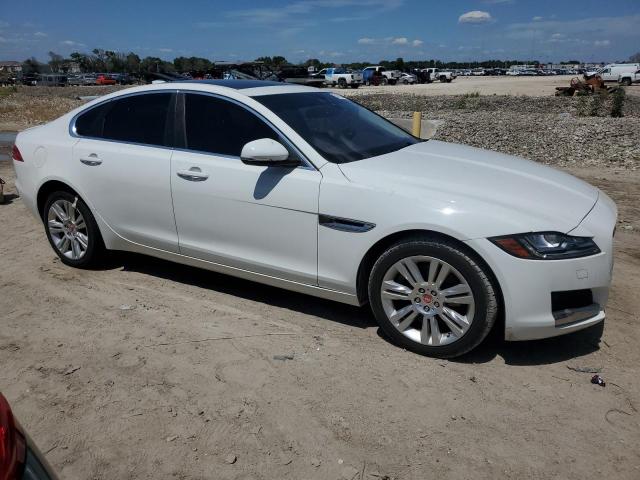 Photo 3 VIN: SAJBD4BVXHCY39095 - JAGUAR XF PREMIUM 