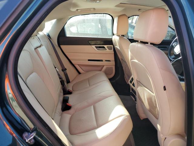 Photo 9 VIN: SAJBE4BV1HCY30847 - JAGUAR XF PRESTIG 