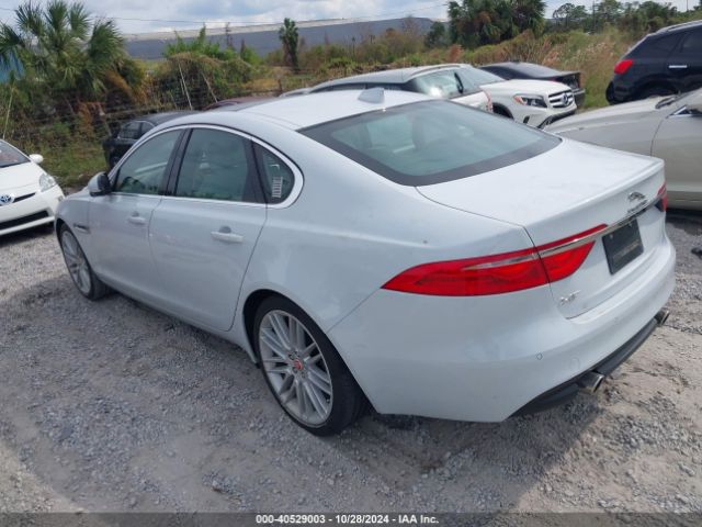 Photo 2 VIN: SAJBE4BV4HCY48565 - JAGUAR XF 