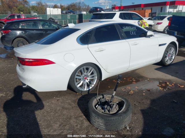 Photo 3 VIN: SAJBE4BV5HCY41396 - JAGUAR XF 