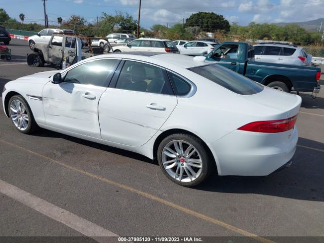 Photo 2 VIN: SAJBE4BV8HCY34300 - JAGUAR XF 