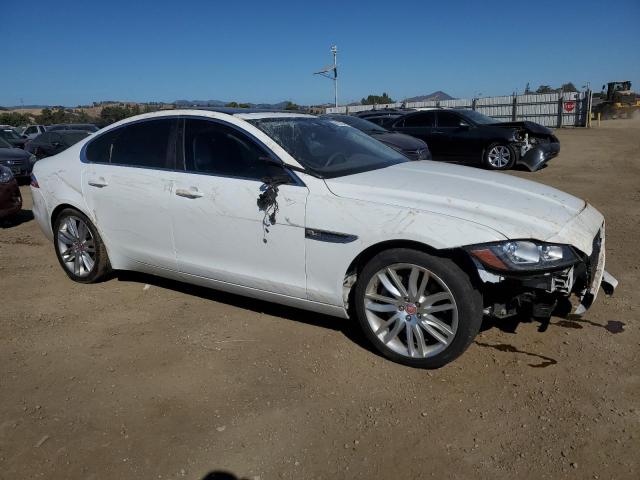 Photo 3 VIN: SAJBE4BVXGCY02950 - JAGUAR XF PRESTIG 