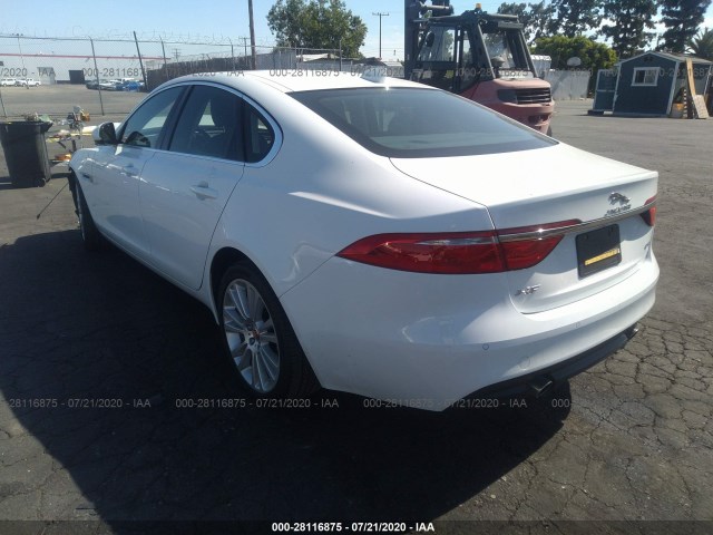 Photo 2 VIN: SAJBE4FX4KCY81004 - JAGUAR XF 