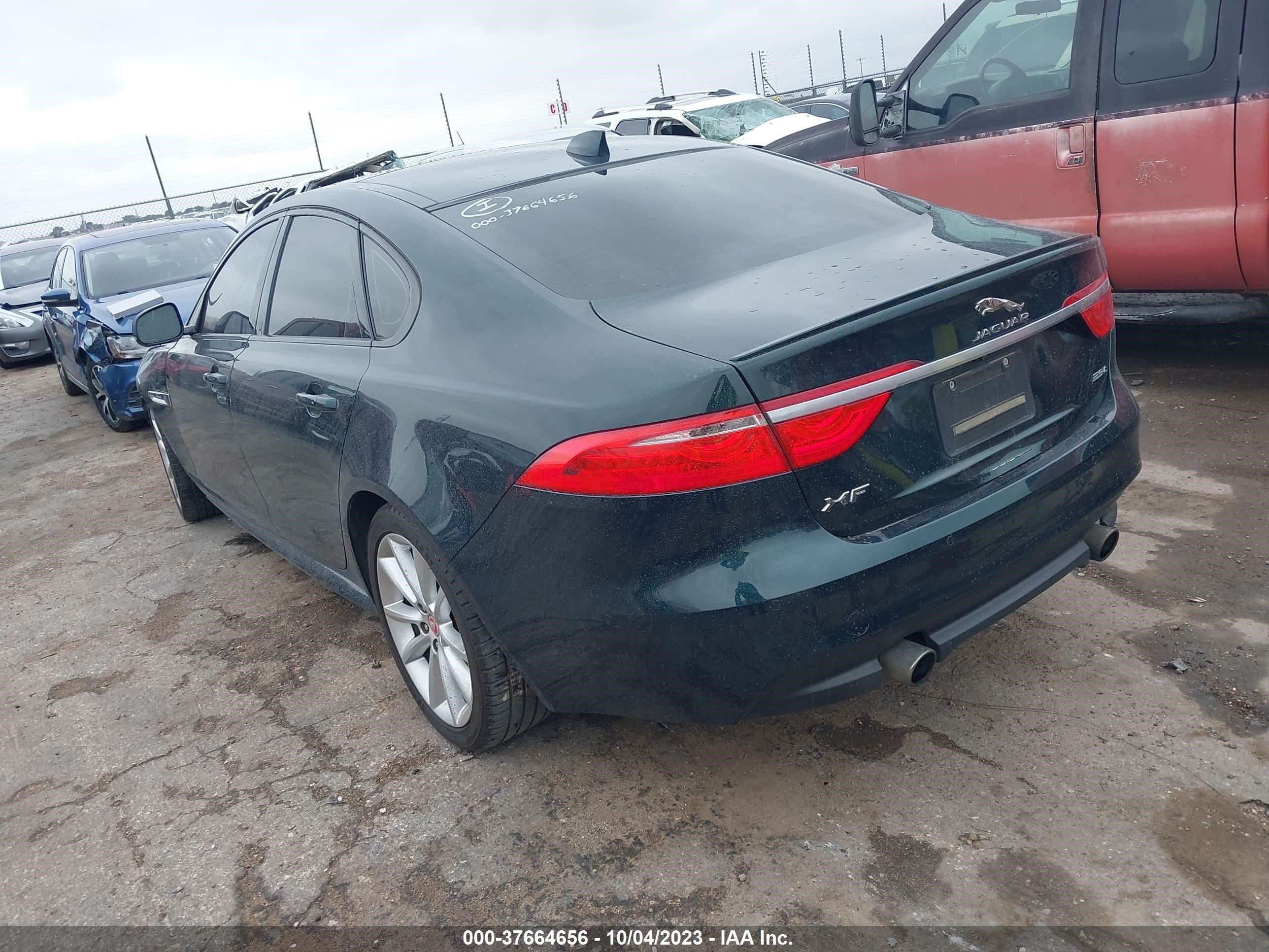 Photo 2 VIN: SAJBF4BV1GCY07502 - JAGUAR XF 