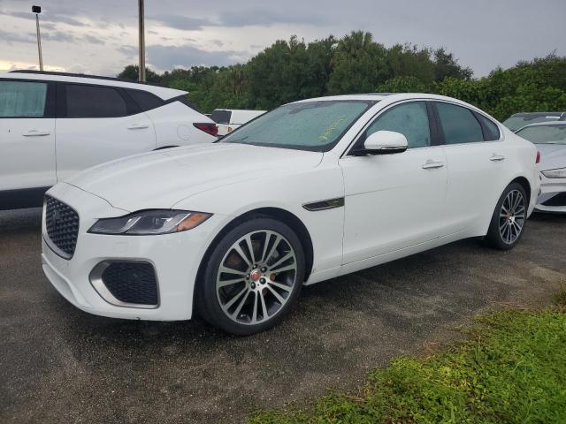 Photo 0 VIN: SAJBG4FX4NCY90817 - JAGUAR XF SE 