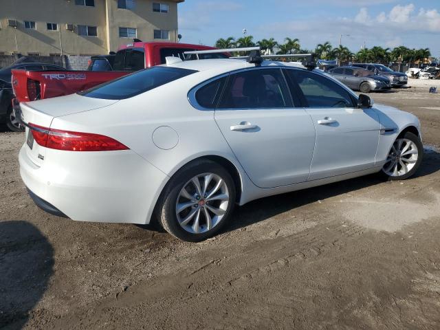 Photo 2 VIN: SAJBJ4BN7HCY31884 - JAGUAR XF PREMIUM 