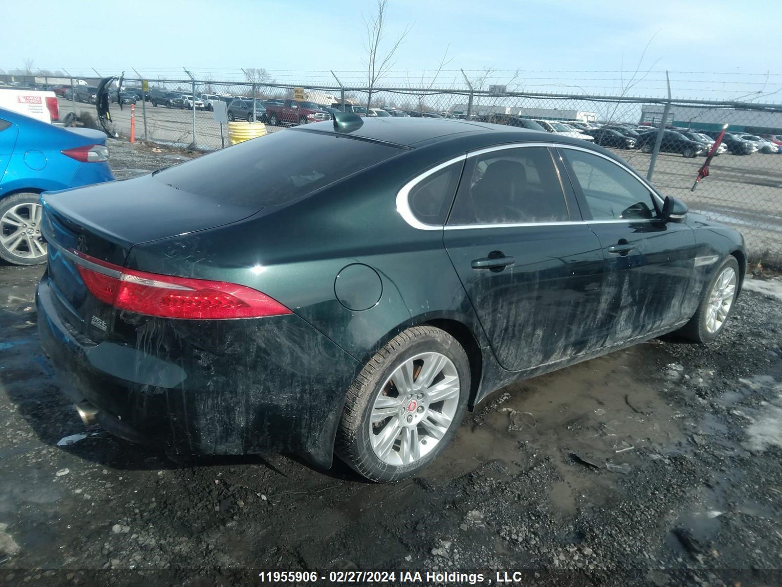 Photo 3 VIN: SAJBJ4BV3GCY23036 - JAGUAR XF 