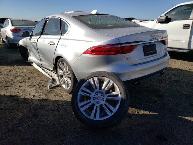 Photo 2 VIN: SAJBJ4BV4HCY26545 - JAGUAR XF PREMIUM 