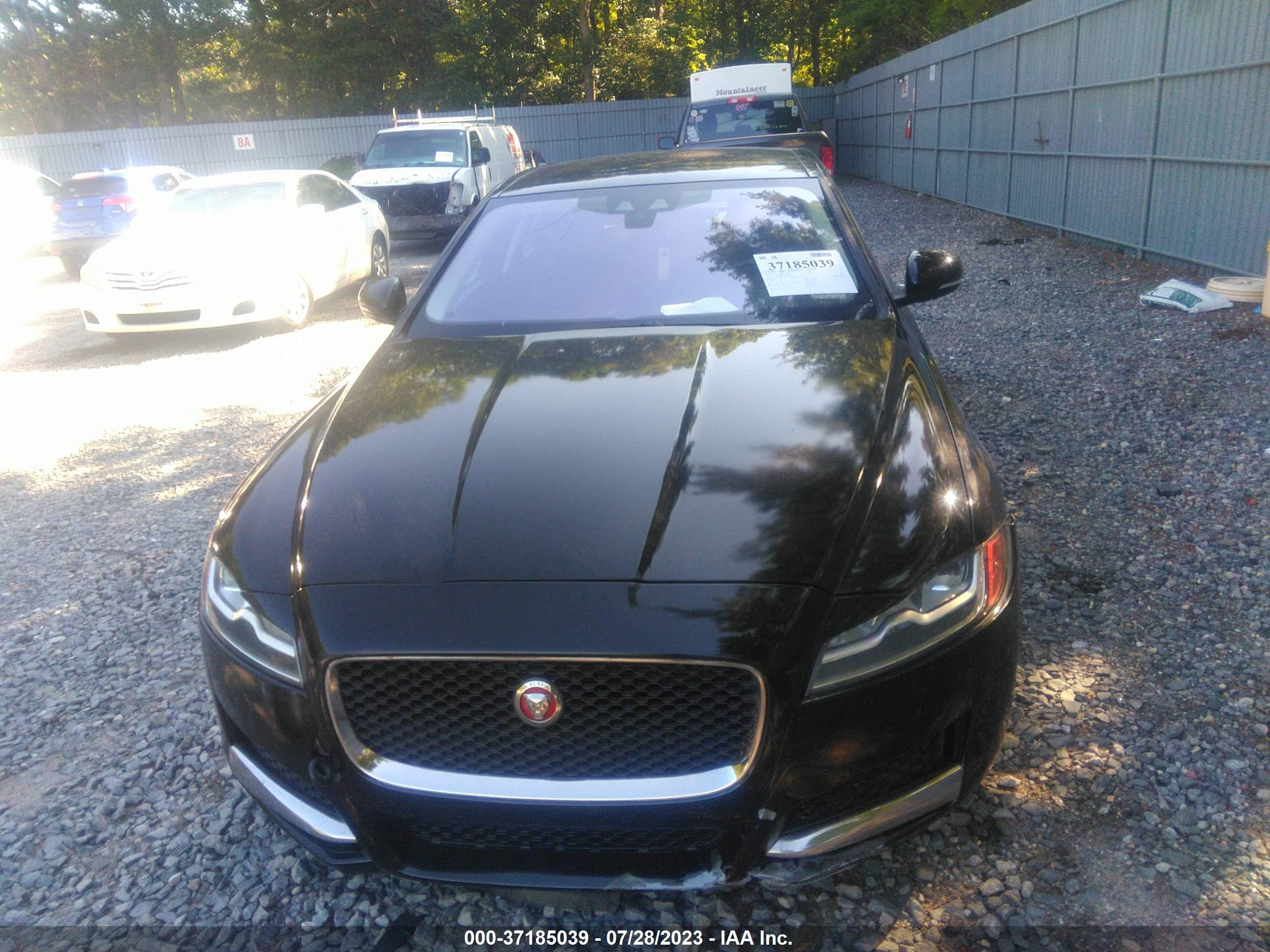 Photo 5 VIN: SAJBJ4BV5GCY21093 - JAGUAR XF 