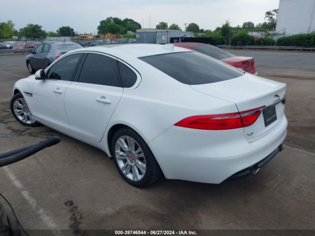 Photo 2 VIN: SAJBJ4BV8HCY44921 - JAGUAR XF 