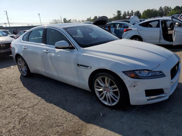 Photo 3 VIN: SAJBK4BV3HCY29000 - JAGUAR XF PRESTIG 