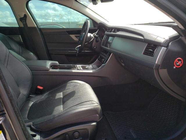 Photo 4 VIN: SAJBK4BV7GCY18757 - JAGUAR XF PRESTIG 