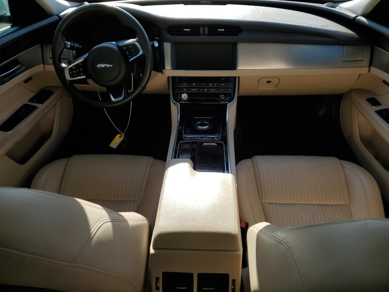 Photo 7 VIN: SAJBK4GX4JCY73331 - JAGUAR XF 