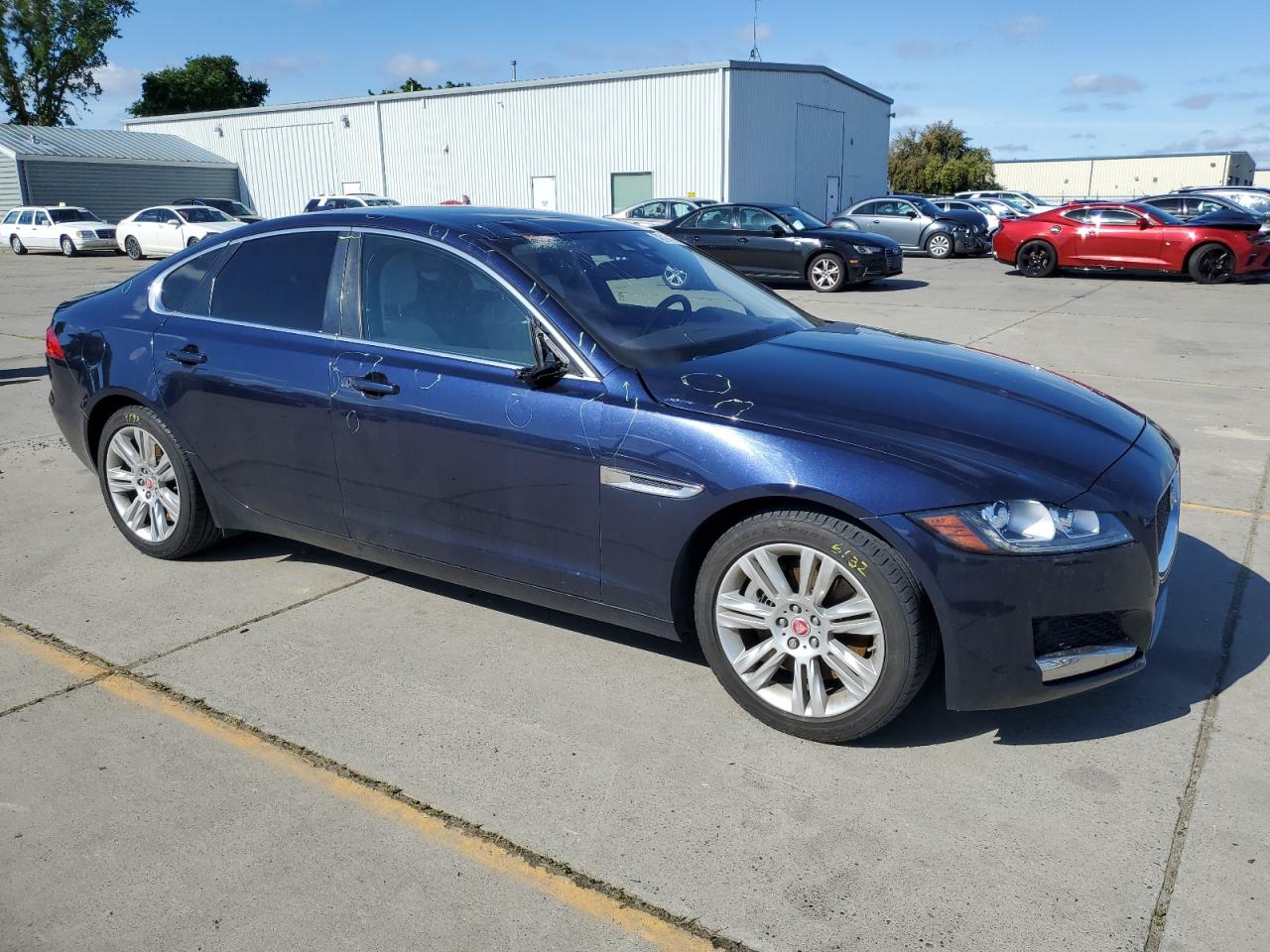 Photo 3 VIN: SAJBR4BV0HCY33579 - JAGUAR XF 