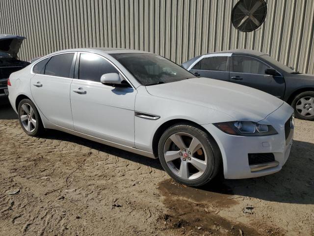 Photo 3 VIN: SAJBR4FX5JCY70175 - JAGUAR XF 