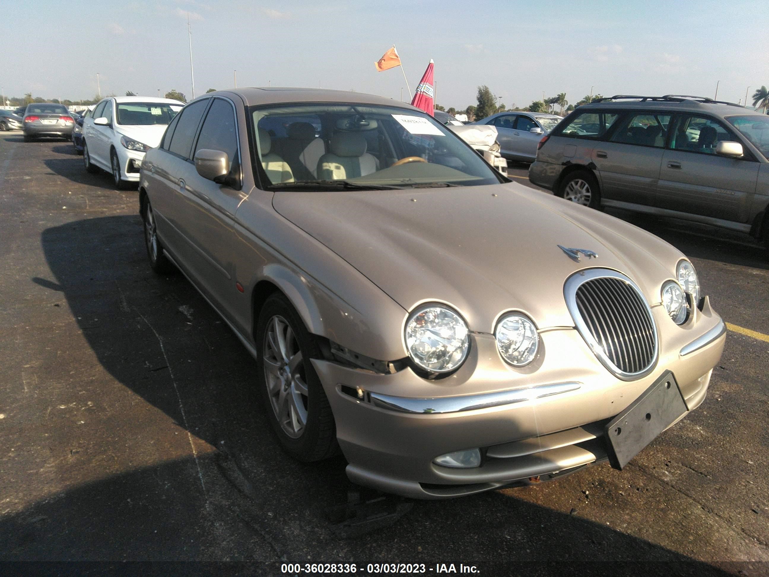 Photo 5 VIN: SAJDA01C7YFL64949 - JAGUAR S-TYPE 