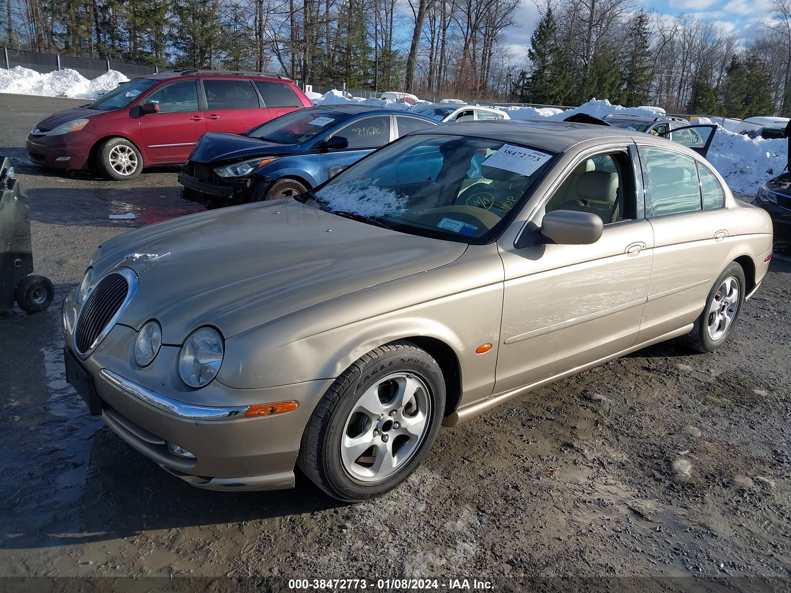 Photo 1 VIN: SAJDA01C8YFL65897 - JAGUAR S-TYPE 