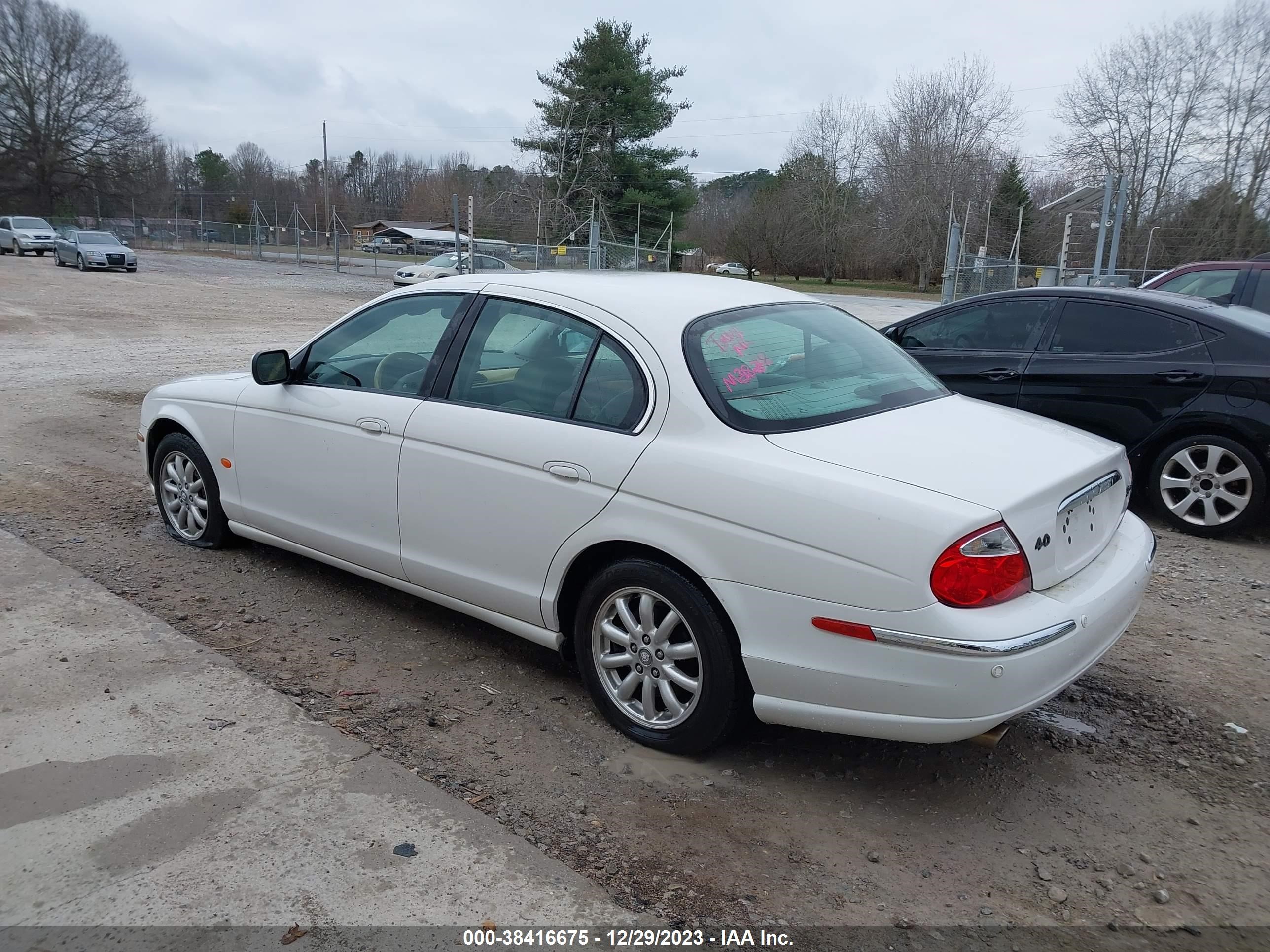 Photo 2 VIN: SAJDA01P22GM28318 - JAGUAR S-TYPE 