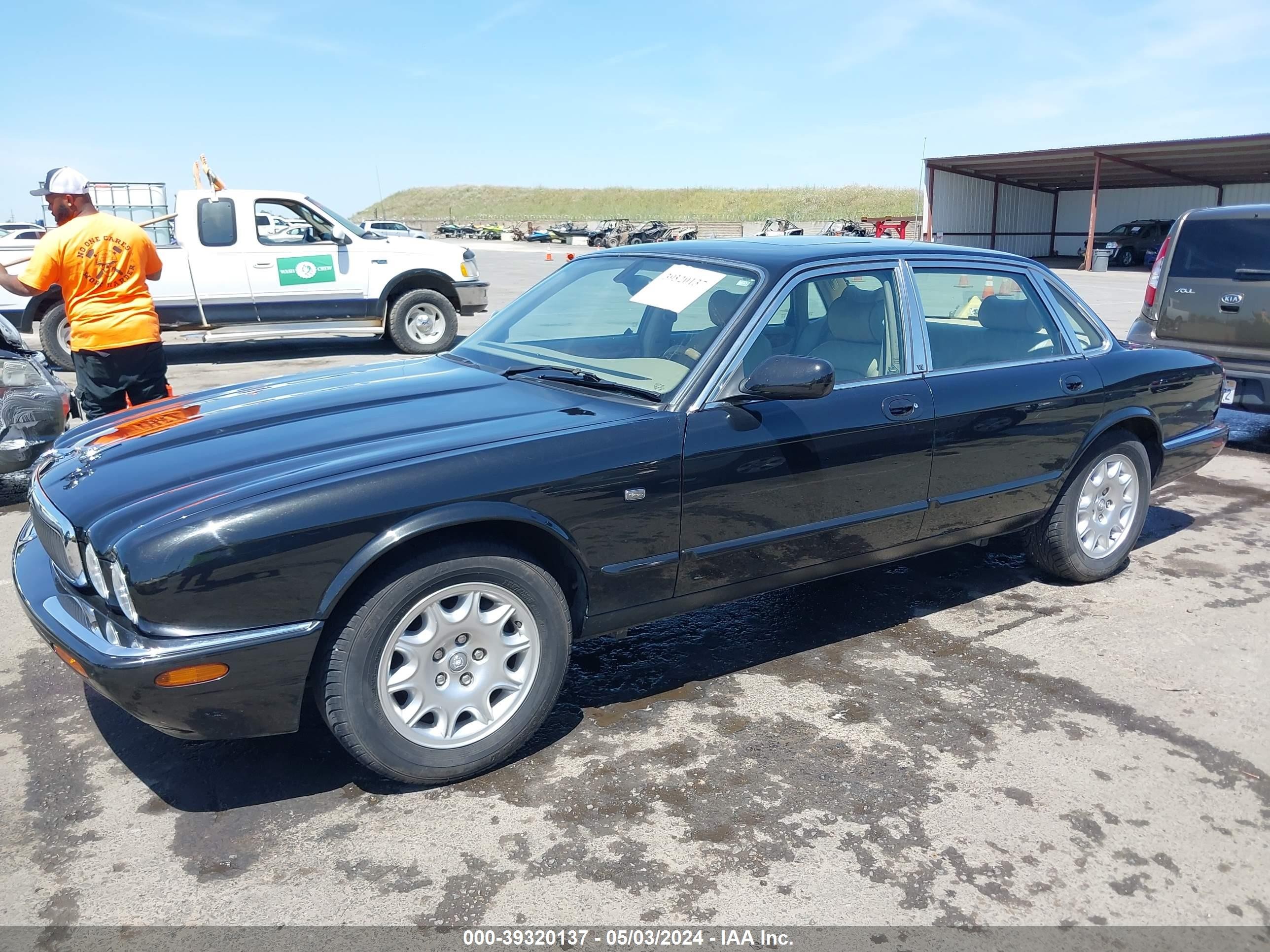 Photo 1 VIN: SAJDA14C31LF36843 - JAGUAR XJ 