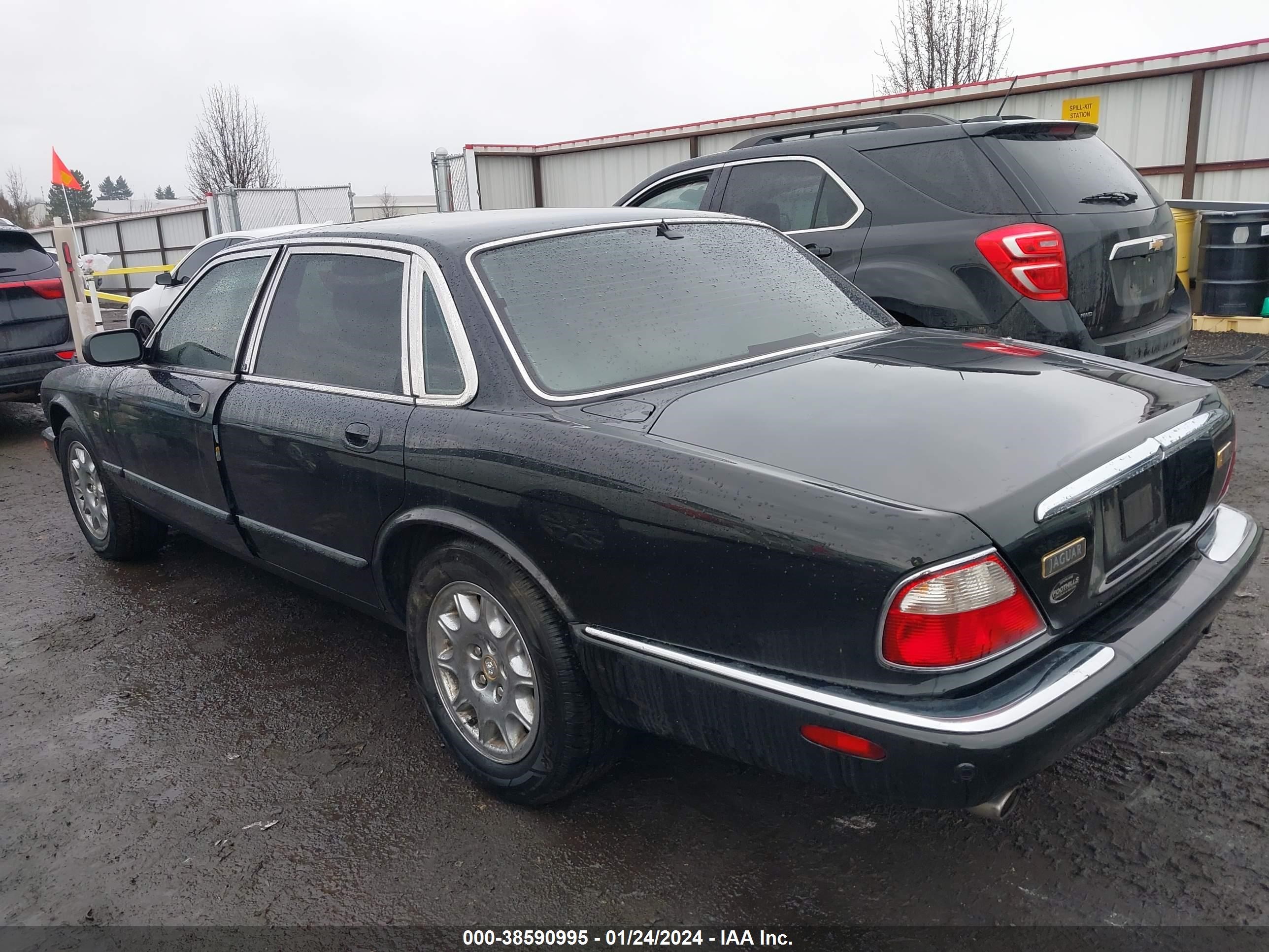 Photo 2 VIN: SAJDA14C82LF44356 - JAGUAR XJ 