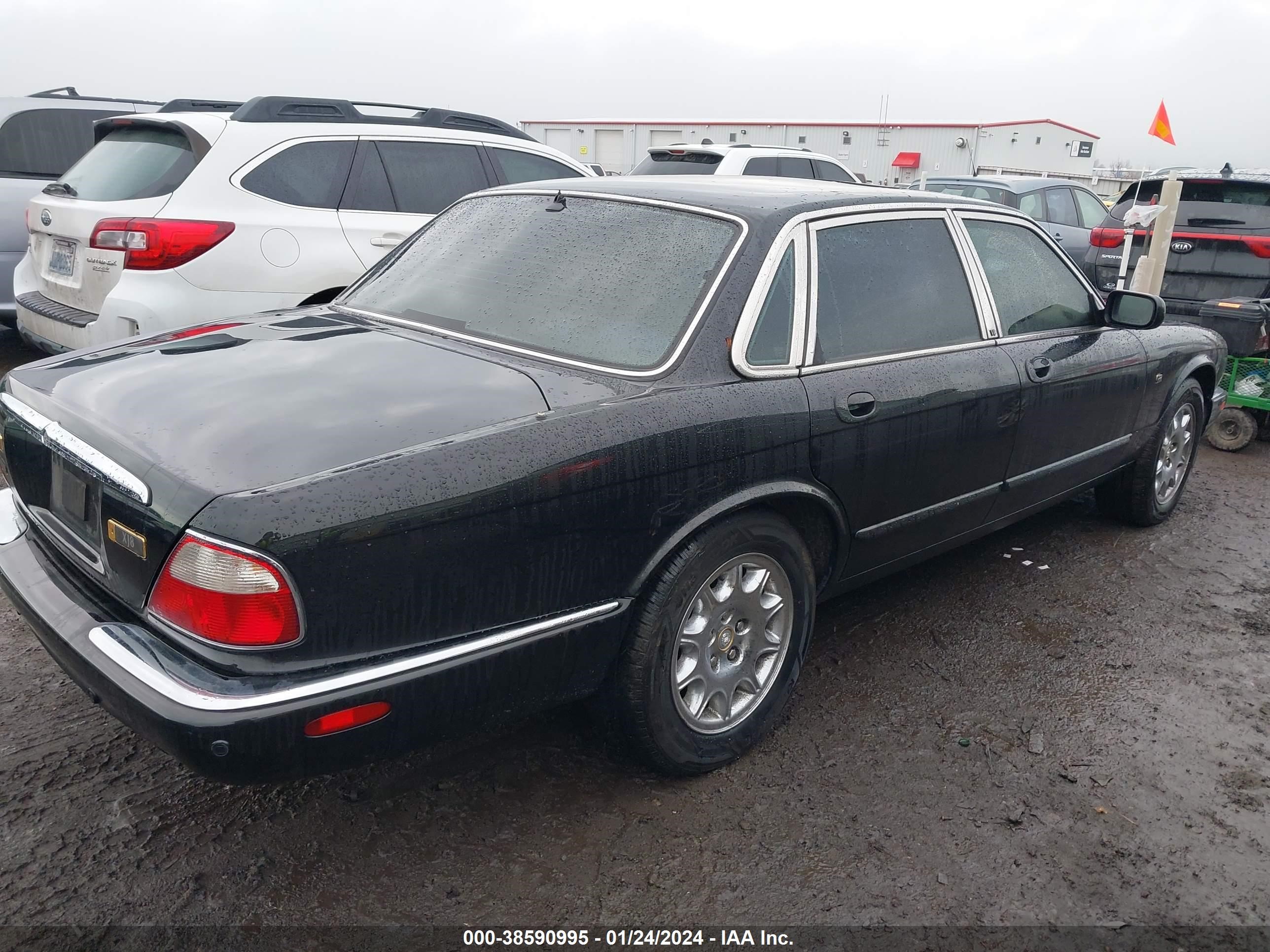 Photo 3 VIN: SAJDA14C82LF44356 - JAGUAR XJ 