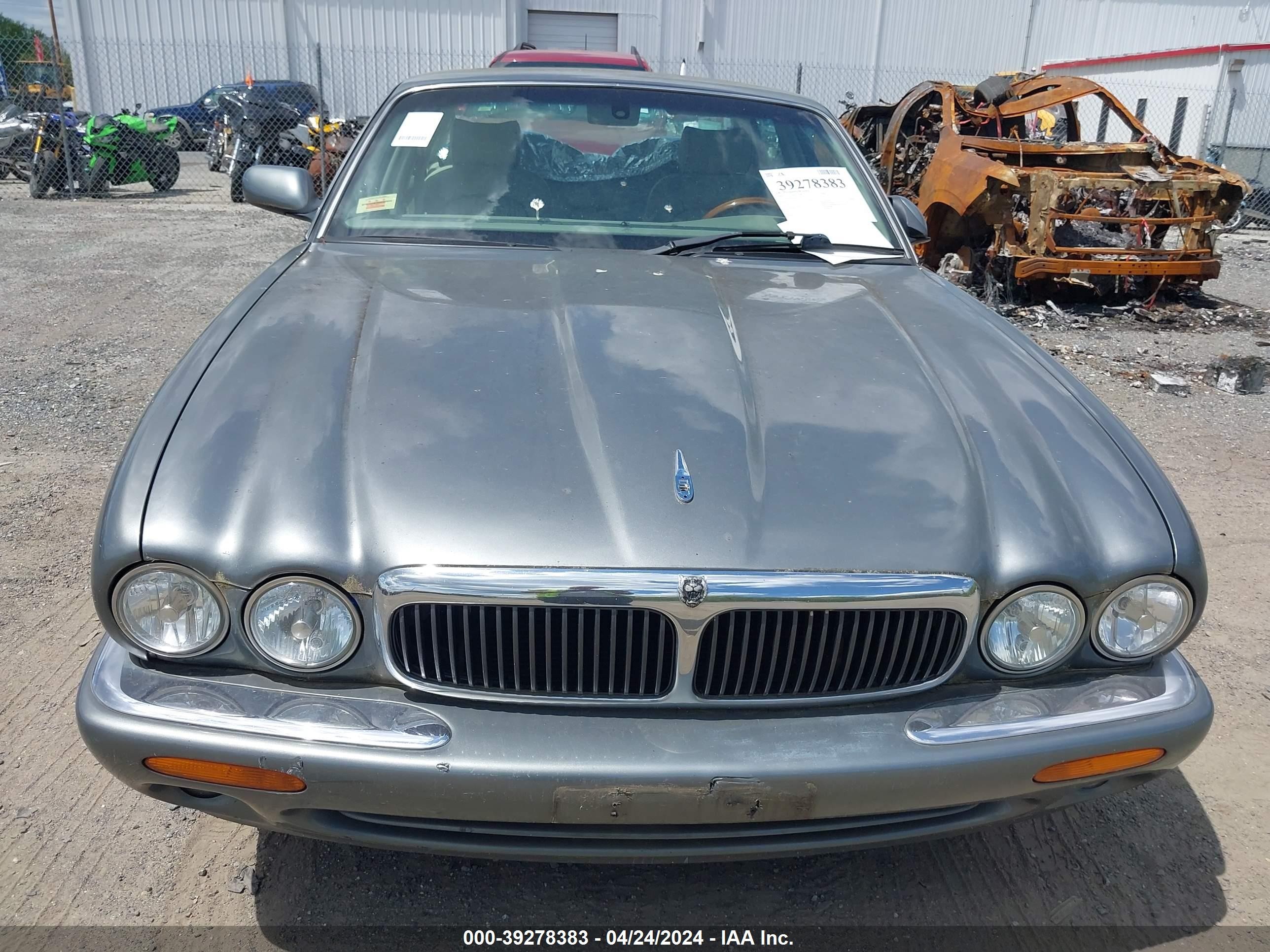 Photo 5 VIN: SAJDA14CX3LF54131 - JAGUAR XJ 