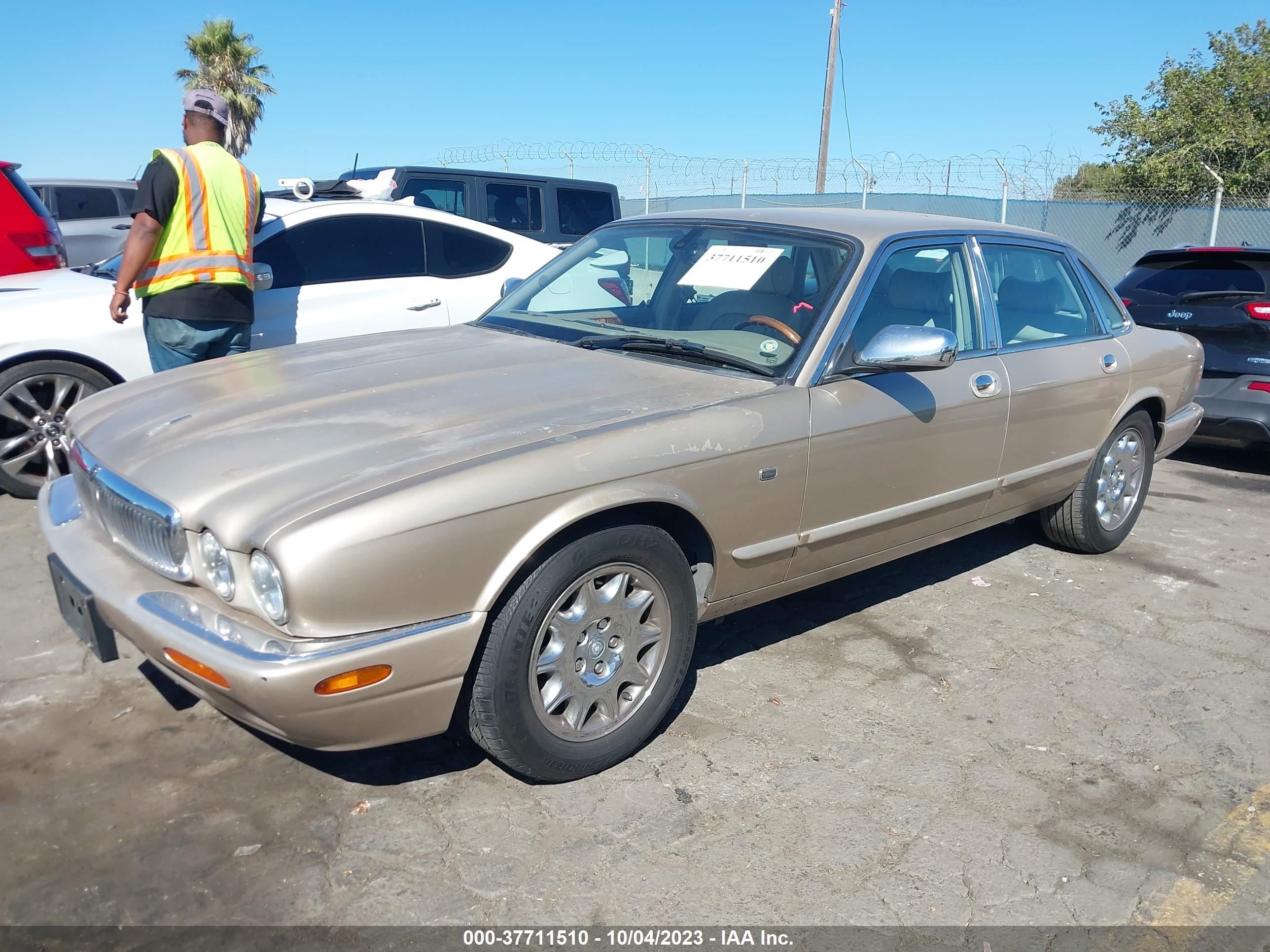 Photo 1 VIN: SAJDA14CX3LF59510 - JAGUAR XJ 