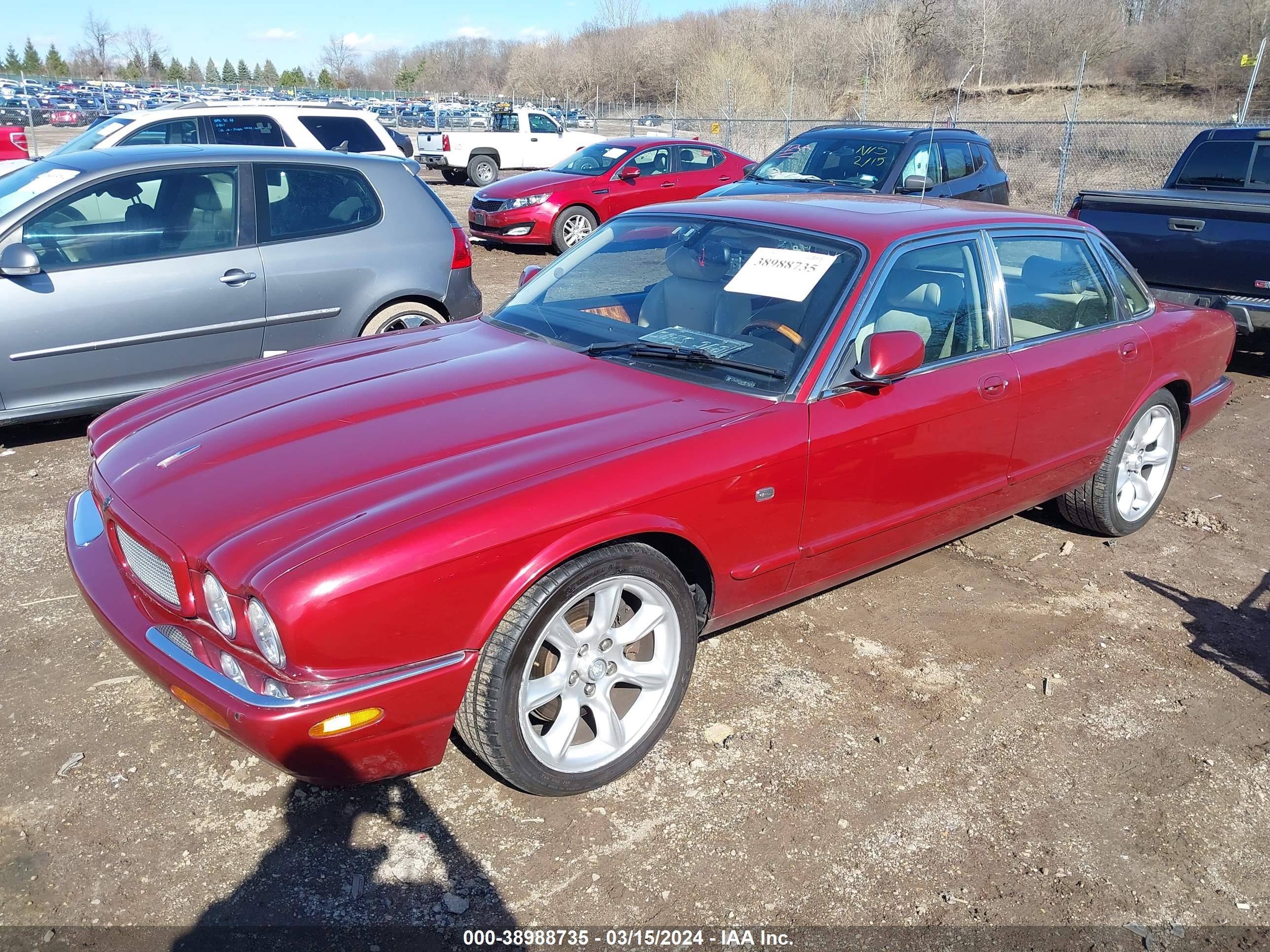 Photo 1 VIN: SAJDA15B3YMF18045 - JAGUAR XJR 