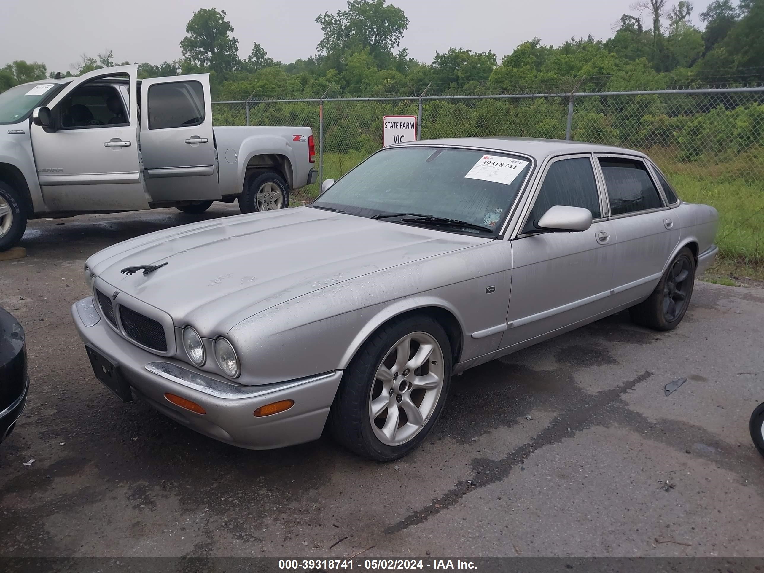 Photo 1 VIN: SAJDA15B5YMF15003 - JAGUAR XJR 