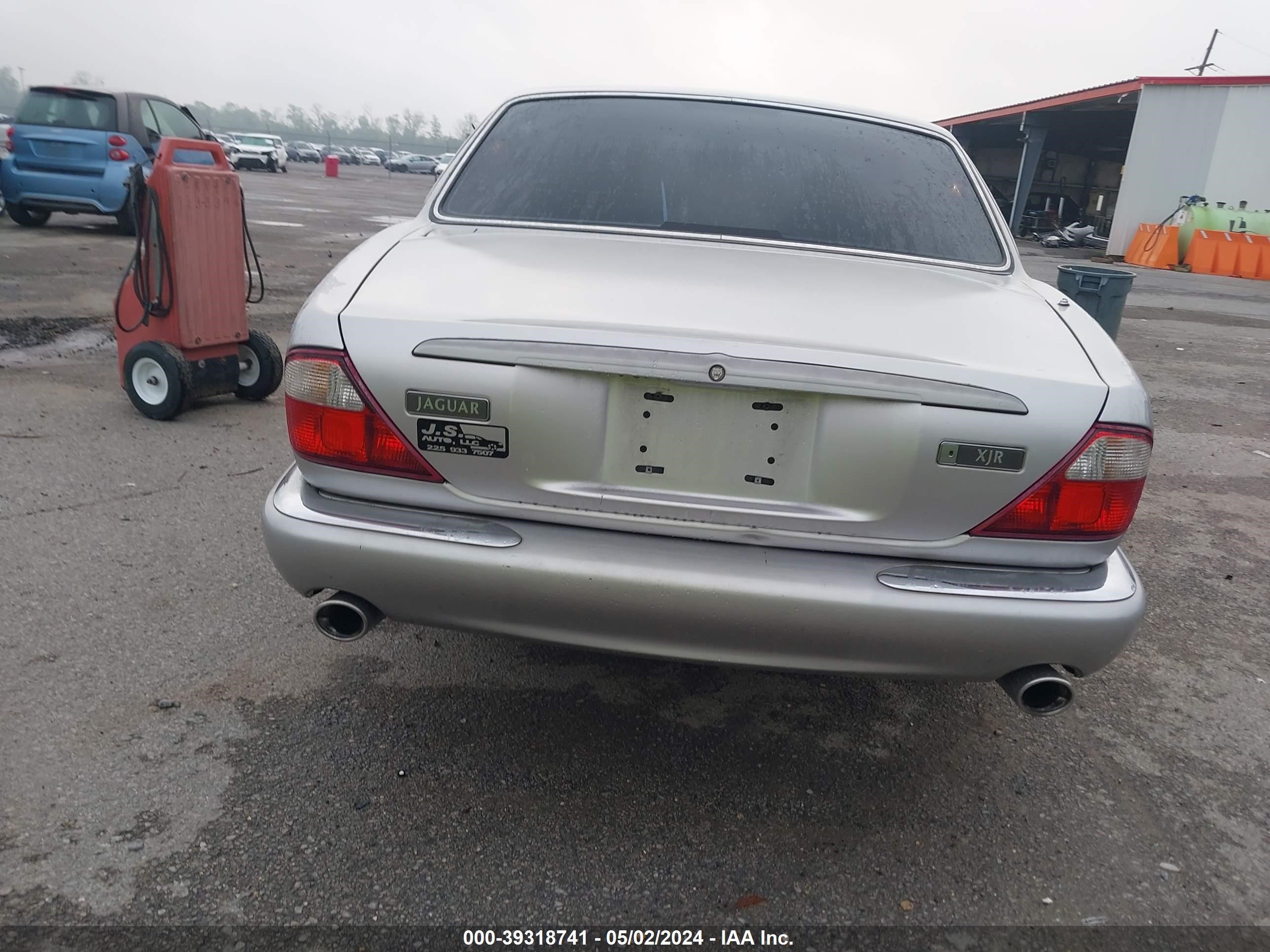 Photo 15 VIN: SAJDA15B5YMF15003 - JAGUAR XJR 