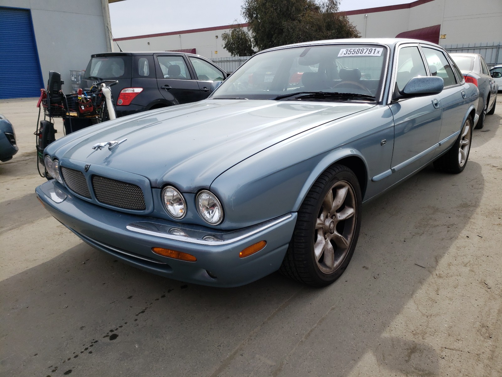 Photo 1 VIN: SAJDA15B92MF44429 - JAGUAR XJ 