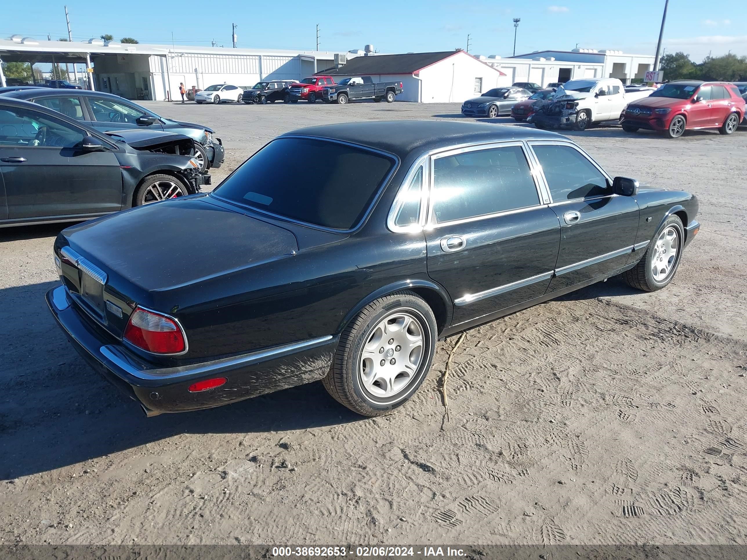 Photo 3 VIN: SAJDA24C03LF55889 - JAGUAR XJ 