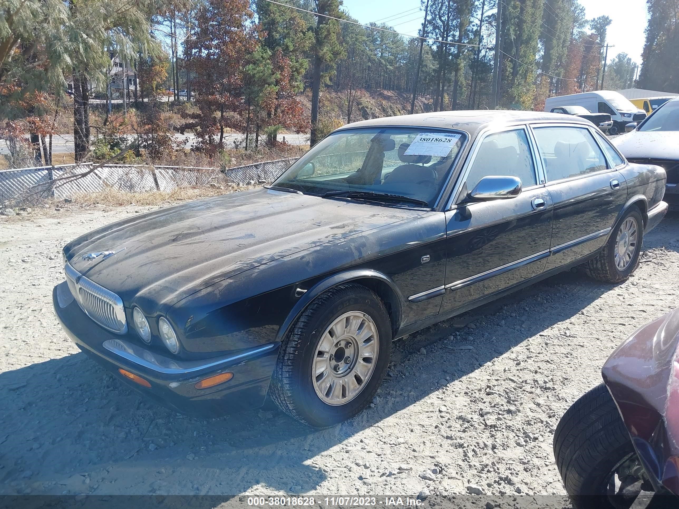 Photo 1 VIN: SAJDA24C8YLF11002 - JAGUAR XJ 