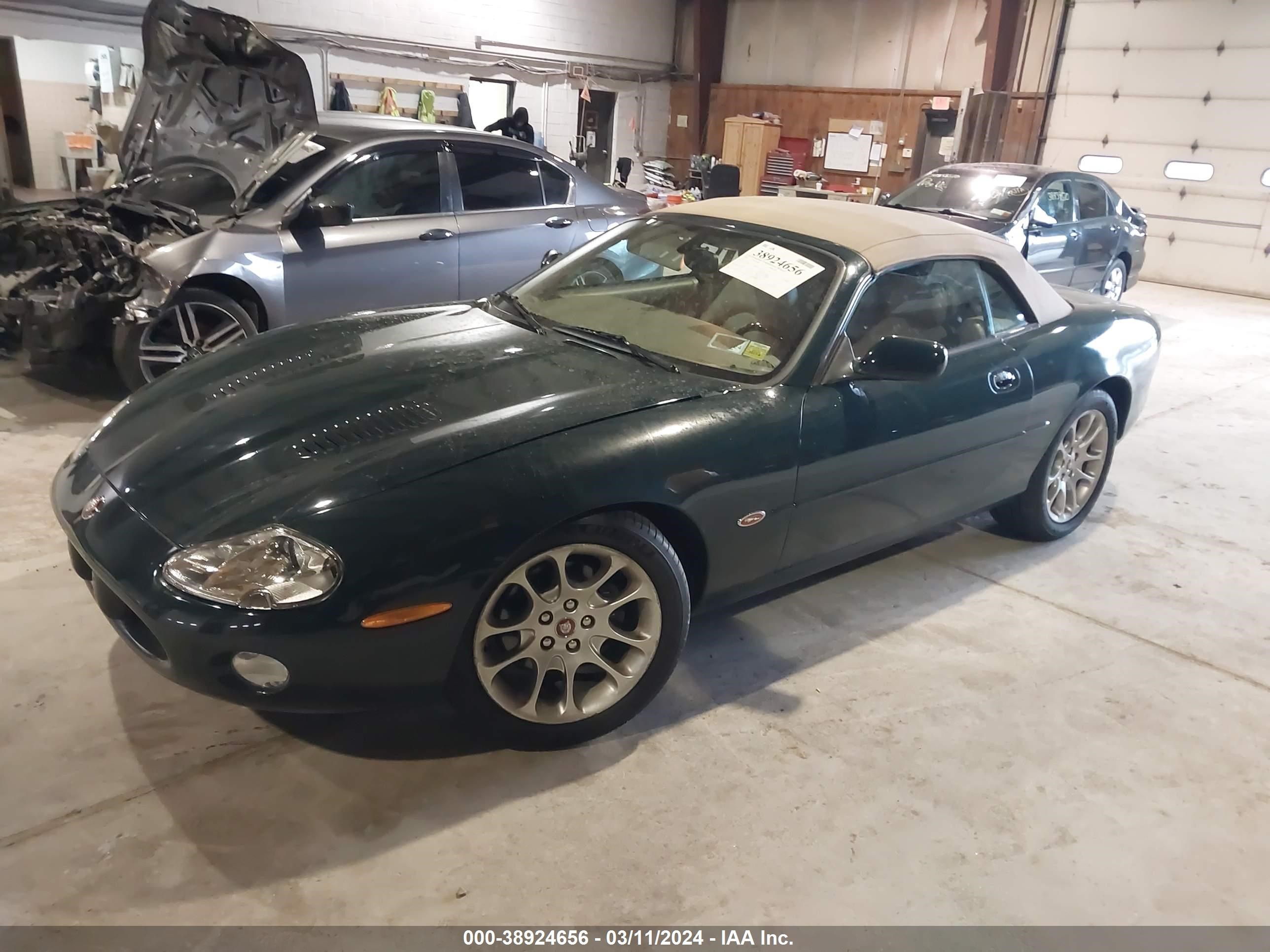 Photo 1 VIN: SAJDA42B21PA13978 - JAGUAR XKR 