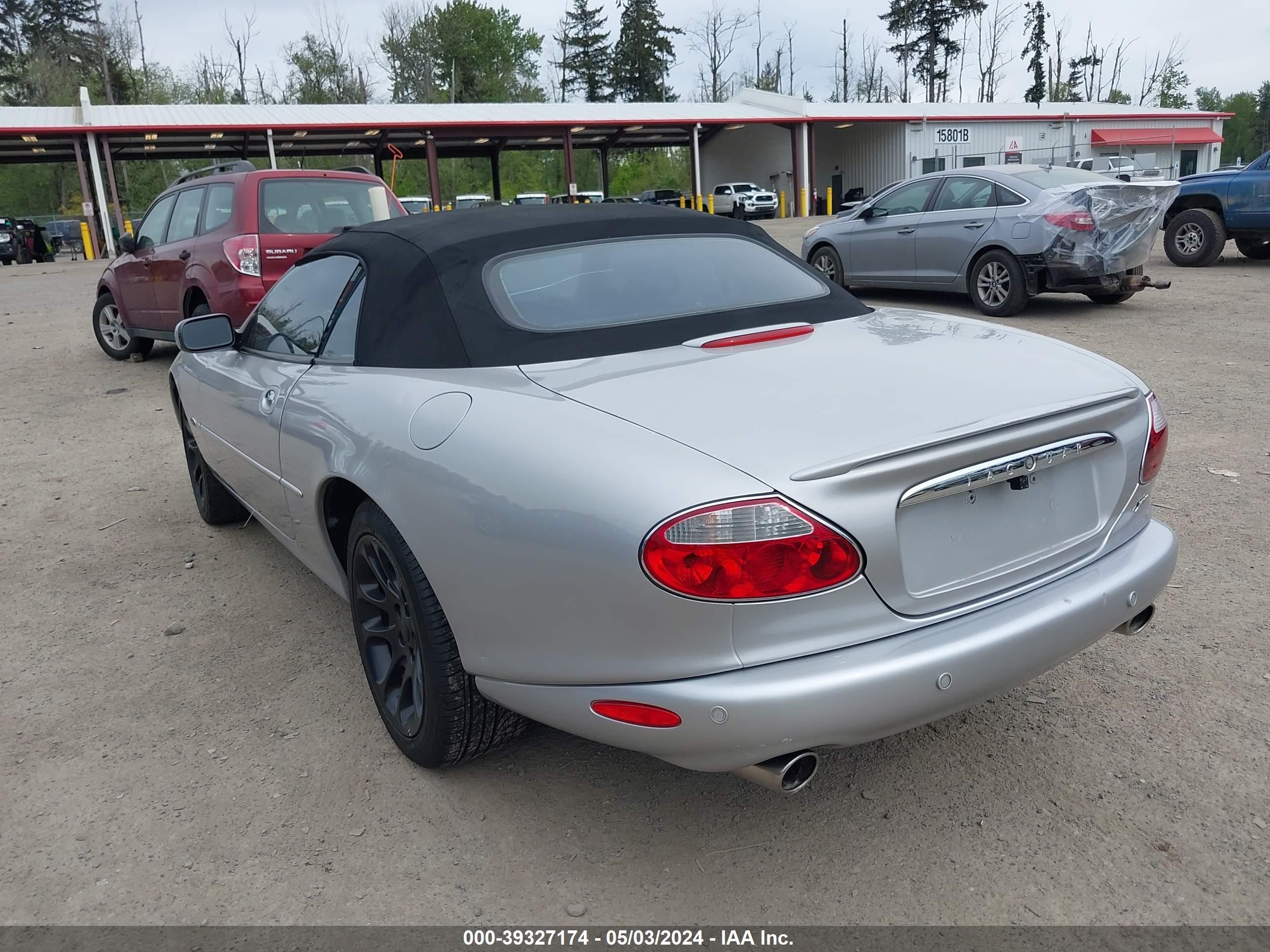 Photo 2 VIN: SAJDA42B22PA25338 - JAGUAR XKR 