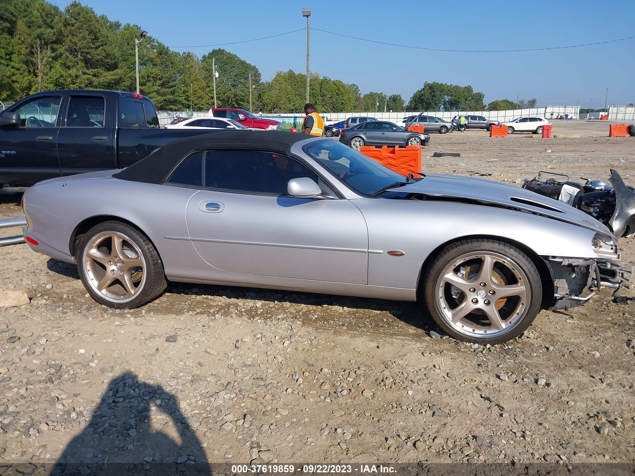 Photo 13 VIN: SAJDA42B62PA23432 - JAGUAR XK 