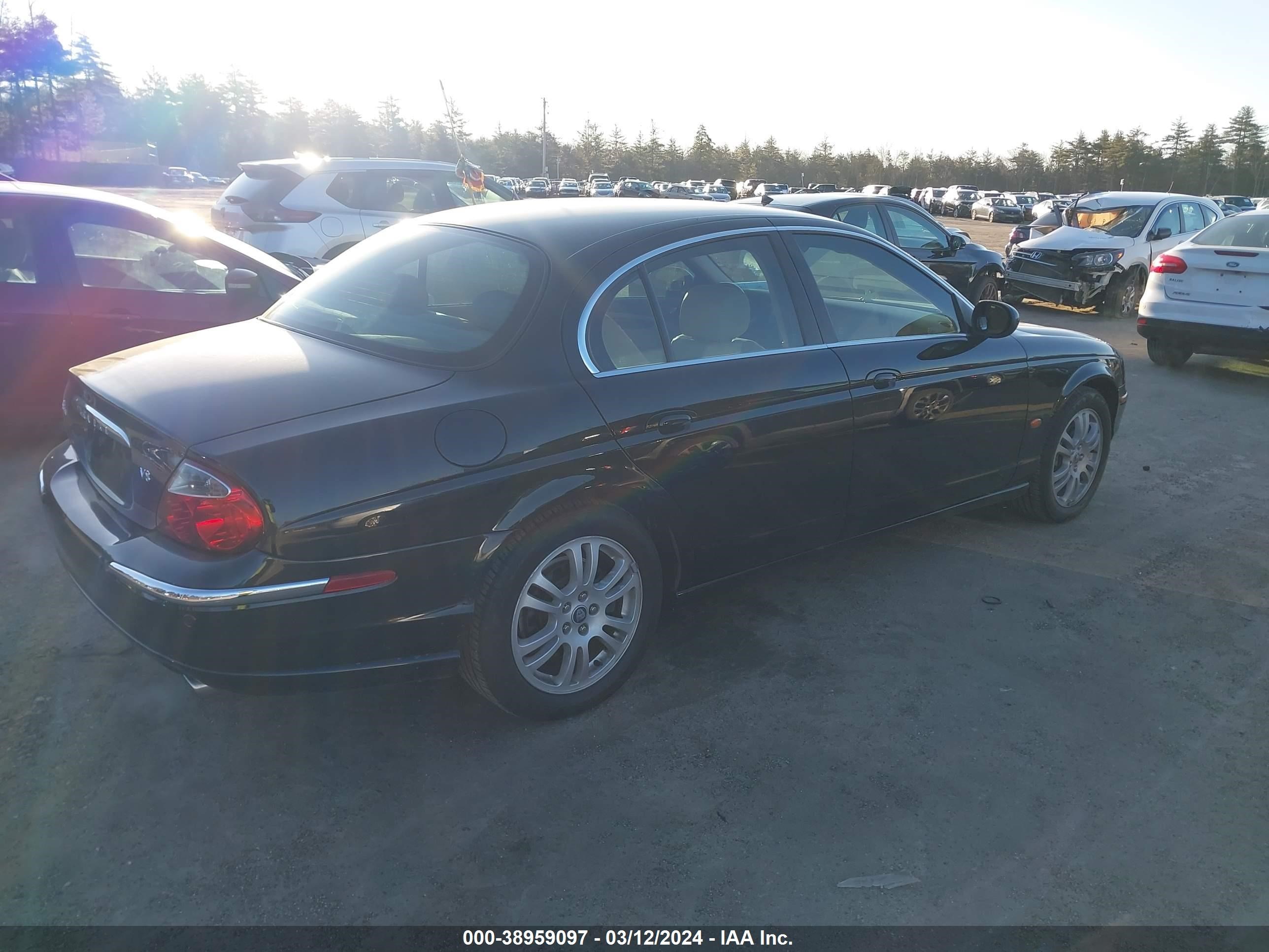 Photo 3 VIN: SAJEA01U83HM65783 - JAGUAR S-TYPE 