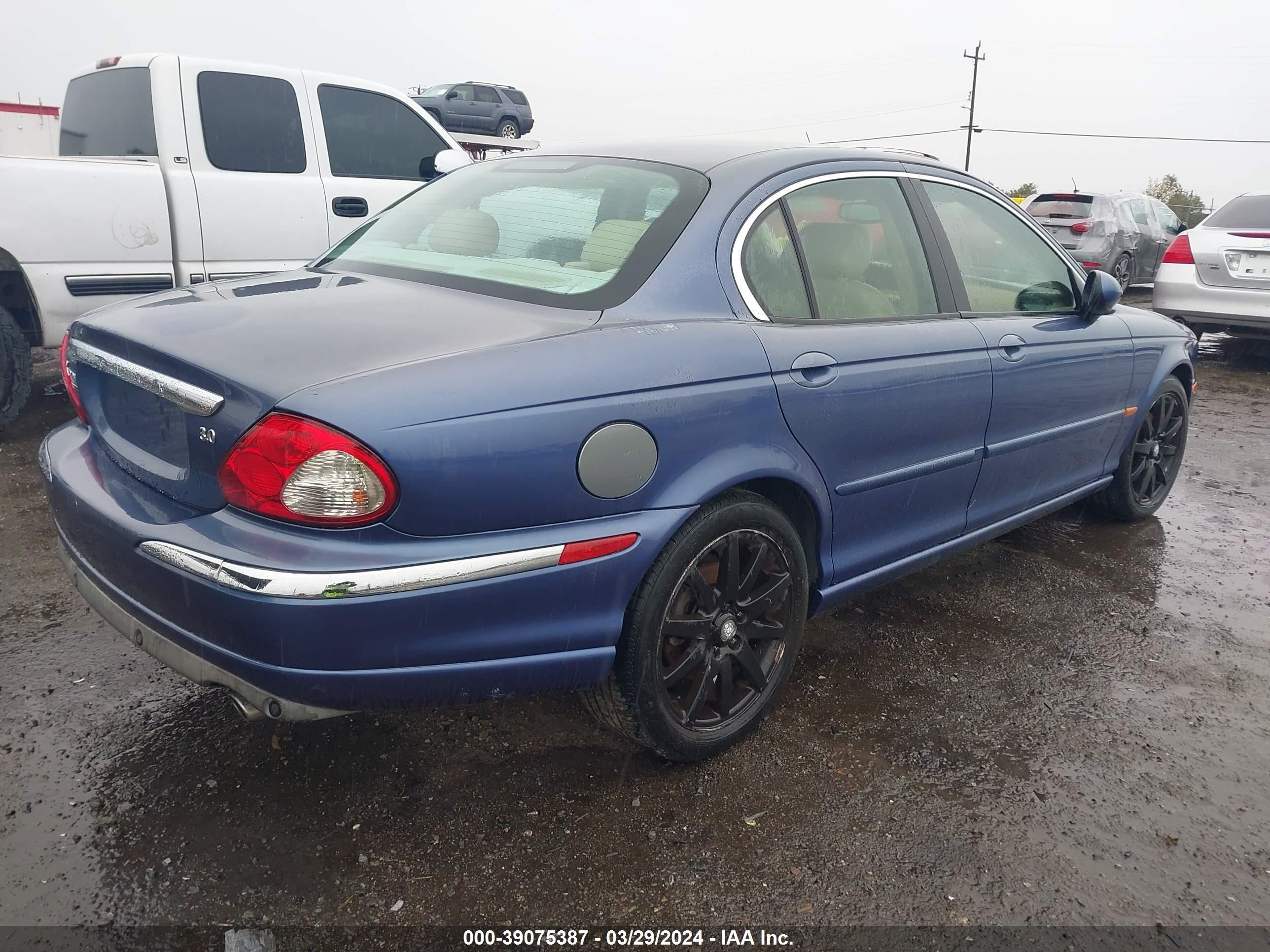 Photo 3 VIN: SAJEA51C54WD67301 - JAGUAR X-TYPE 